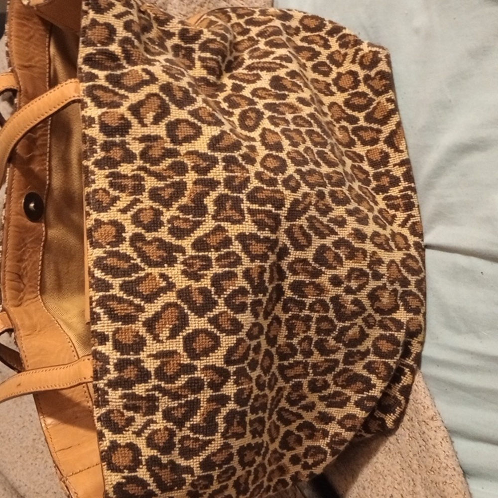 Leopard purse